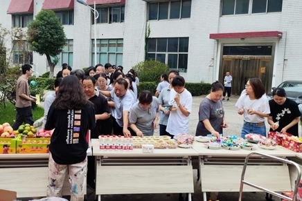 國安，家圓——中秋游園會活動